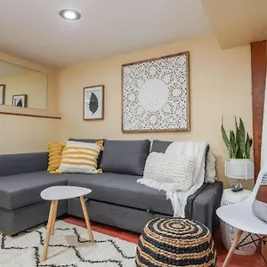  Apartment #stayinmydistrict Woodlawn Eclectic -walk To Dekum United States